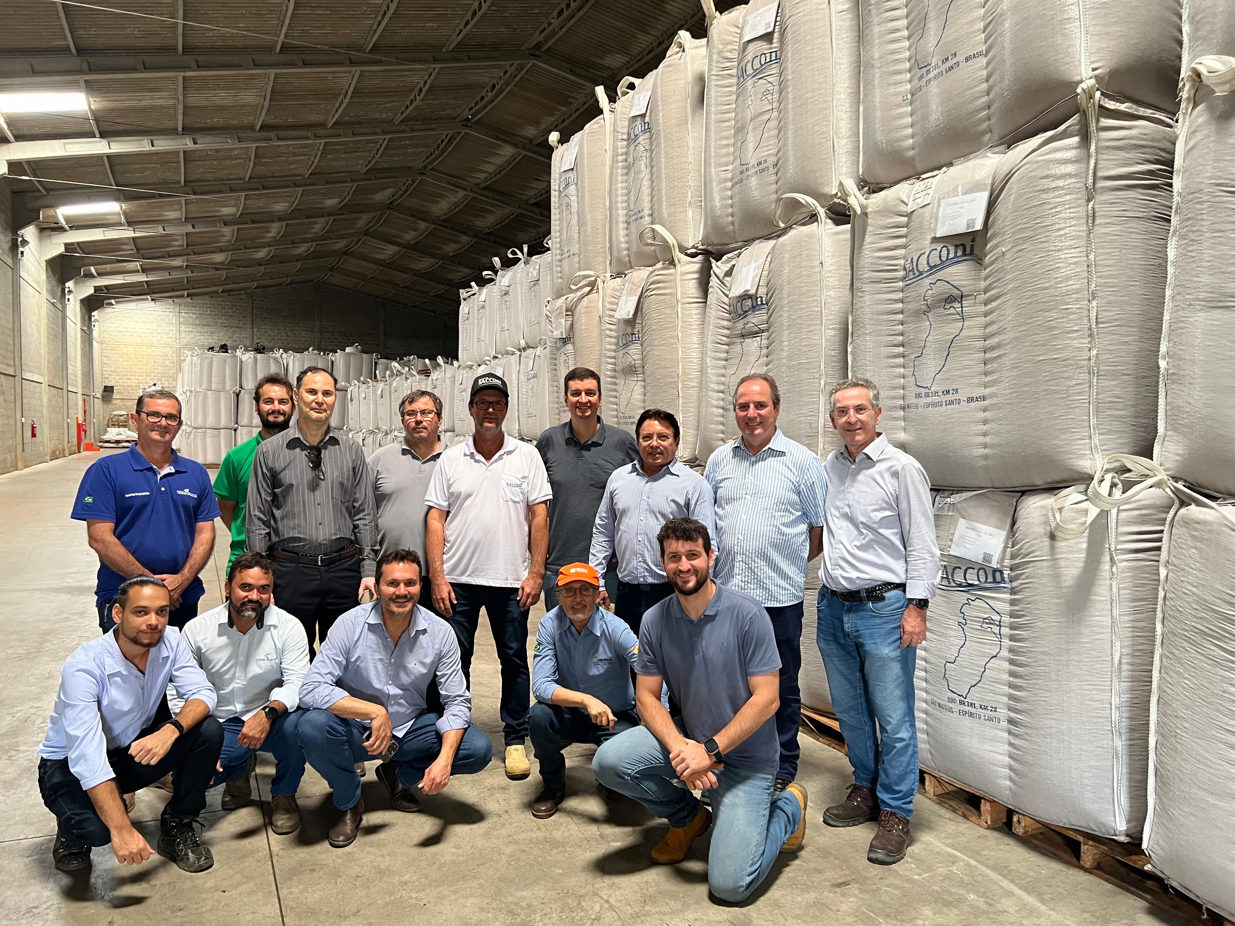 comitiva-apex-abrafrutas-seag-pimenta-cacau-gengibre-02