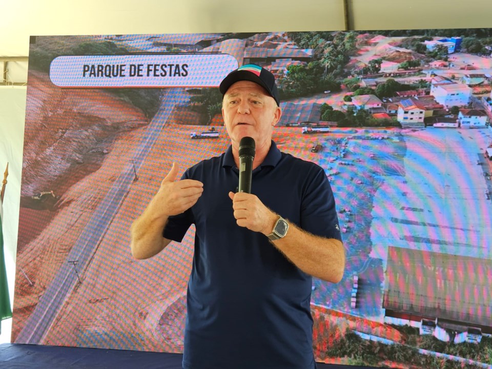 Governo inaugura estrada rural e mais investimentos em São Roque do Canaã|||Fotógrafo:Hélio Filho/Secom
