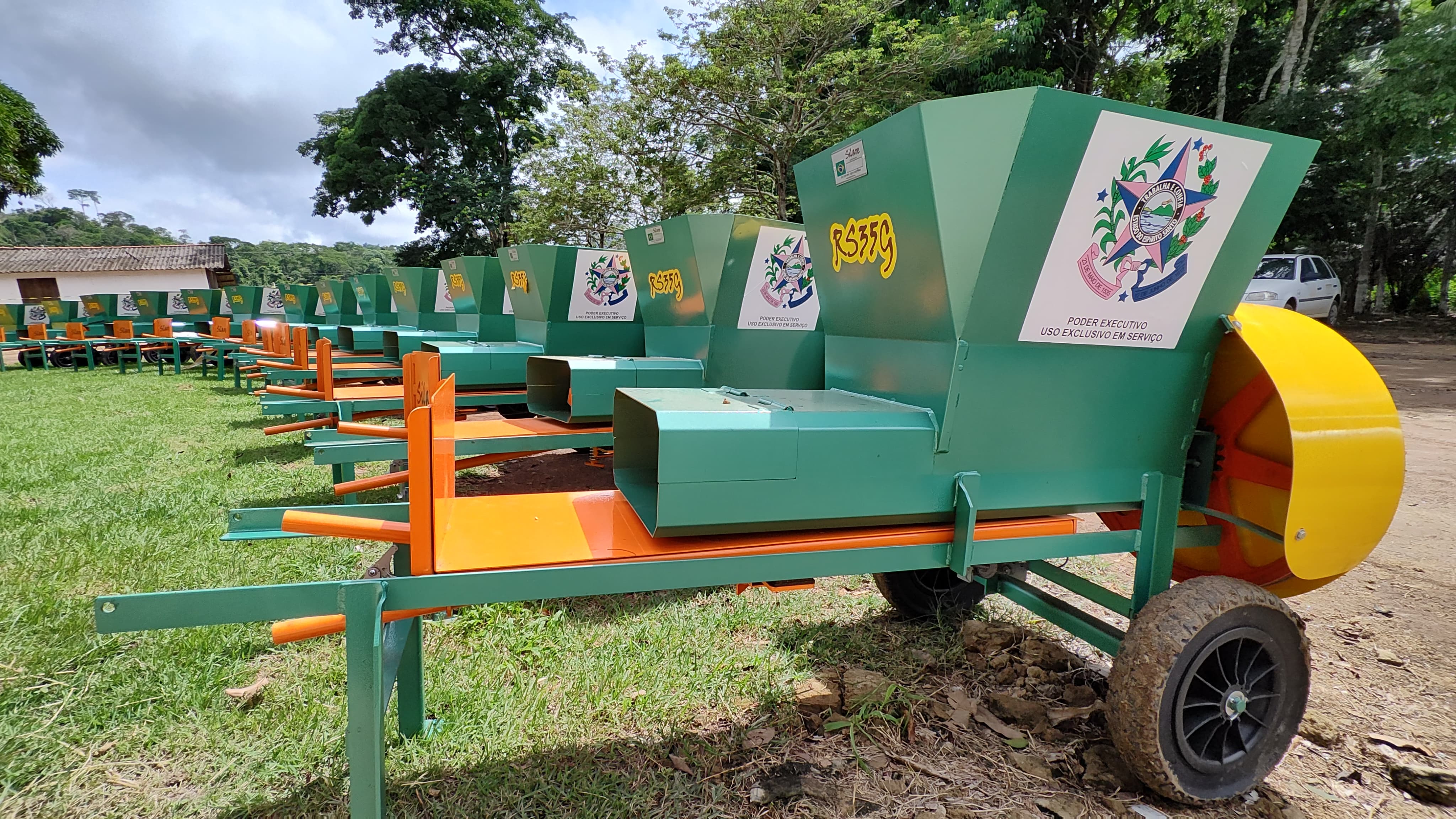 seag-ensiladeira-empacotadora-forragem-melhoramento-leite-pecuaria-divulgacao-03-1