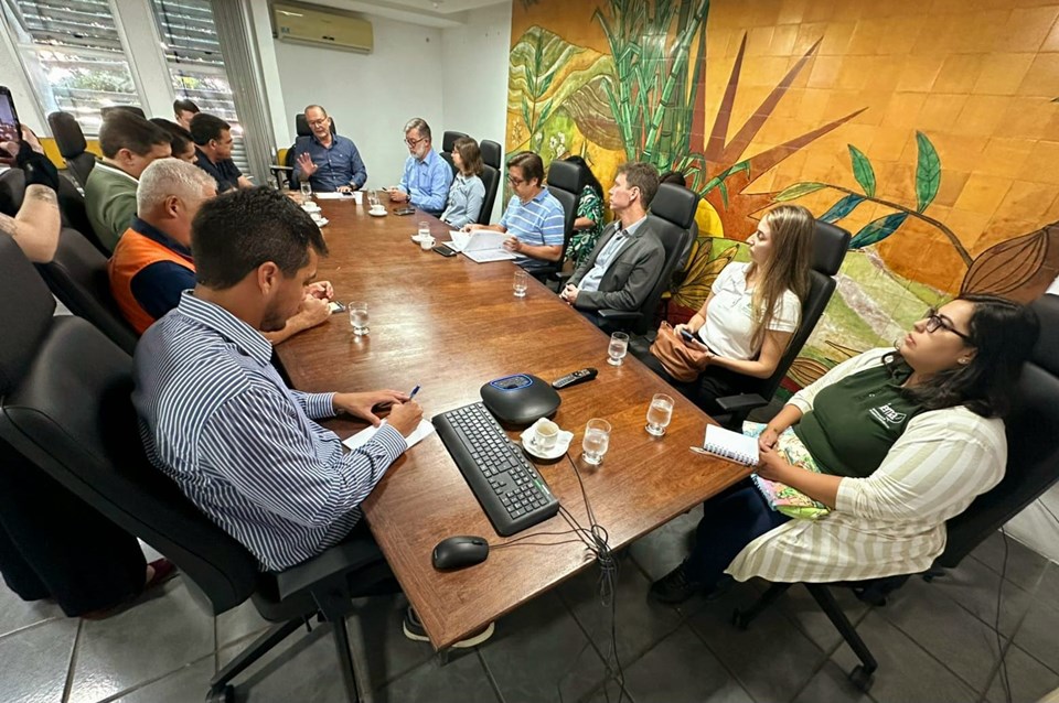 IAAP - Comite gestor atualiza estratégias de contingência da influenza aviária