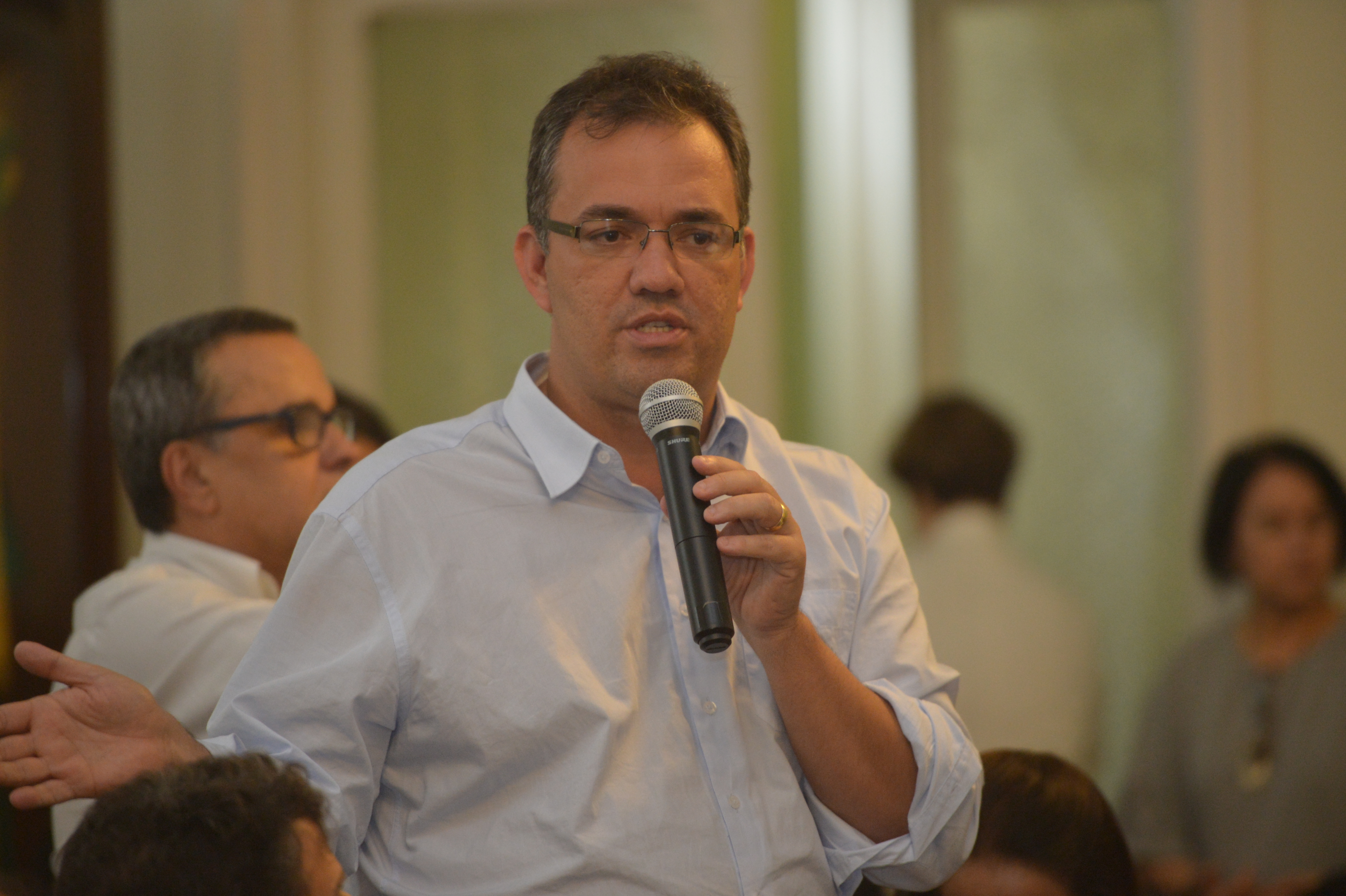Secretário Octaciano Neto