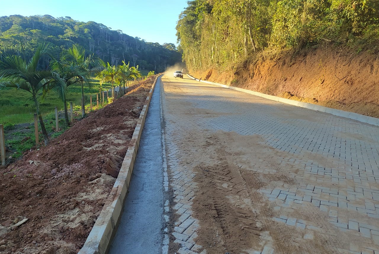 Pavimentação da 2ª etapa da Rota do Carmo avança em Domingos Martins e já ultrapassa metade da obra|||Fotógrafo:Divulgação/Seag