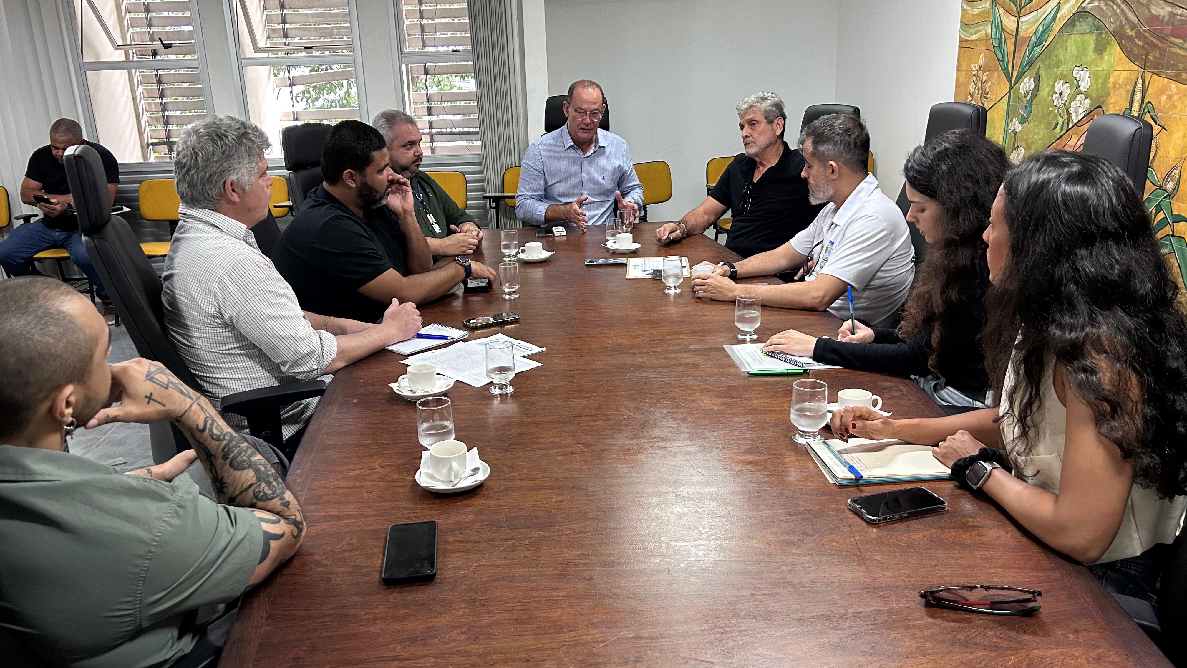 Governo do Estado discute regulamentação do Compesca em reunião com instituições federais e municipais|||Fotógrafo:Henrique Fajoli/Seag