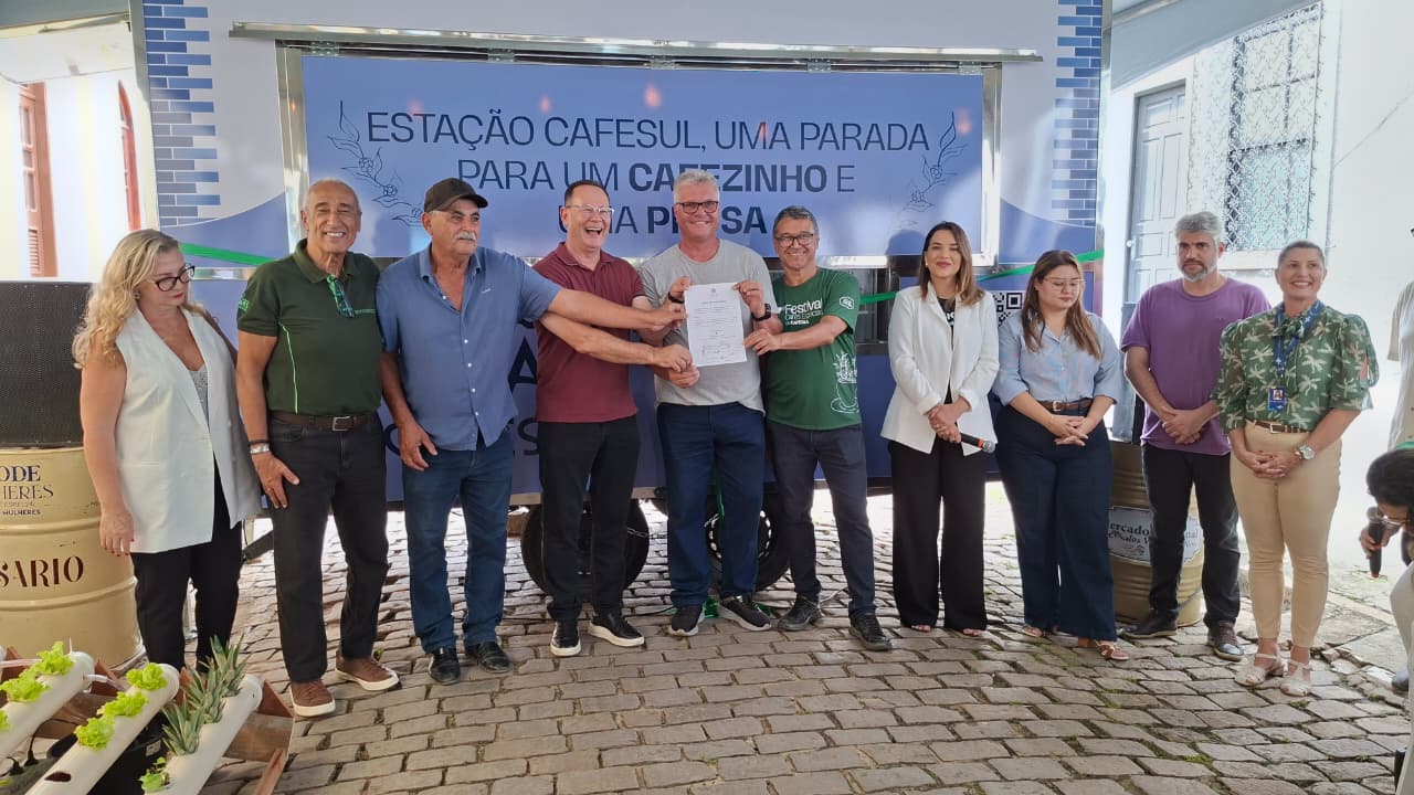 Governo do Estado autoriza aquisição de secadores de café e caminhão para fortalecer produção agrícola de Muqui