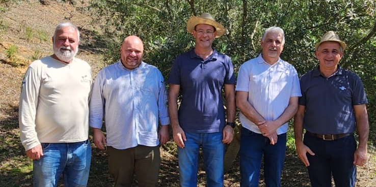 a7acb111-516c-40f7-990e-2f5b8b3da8c4